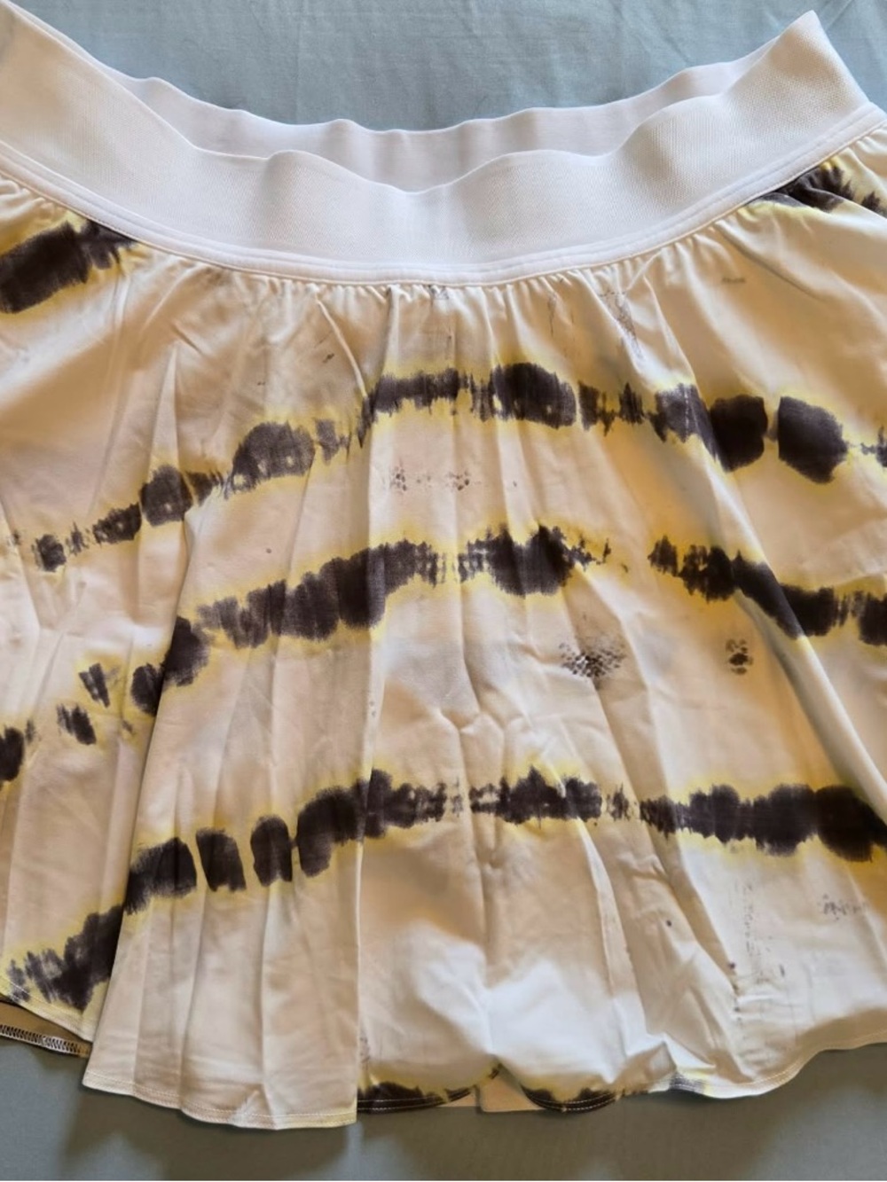 Lululemon Court Rival High-Rise Skirt in “Transverse Yellow Multi” Size 14 NWOT